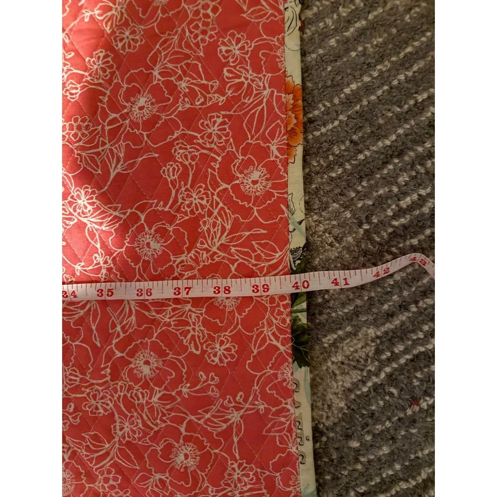 Floral Quilted Throw Blanket Reversible Peach Pink Green‎ 40x40 Decor